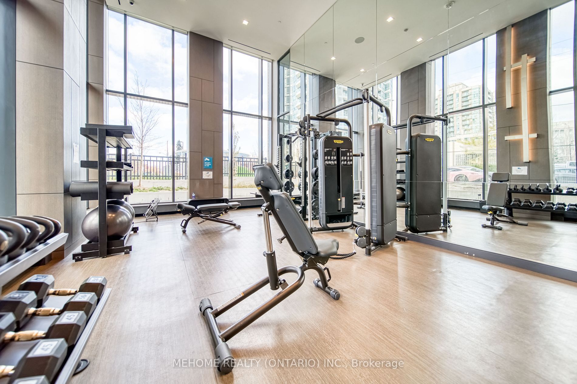 15 Holmes Ave, #2111