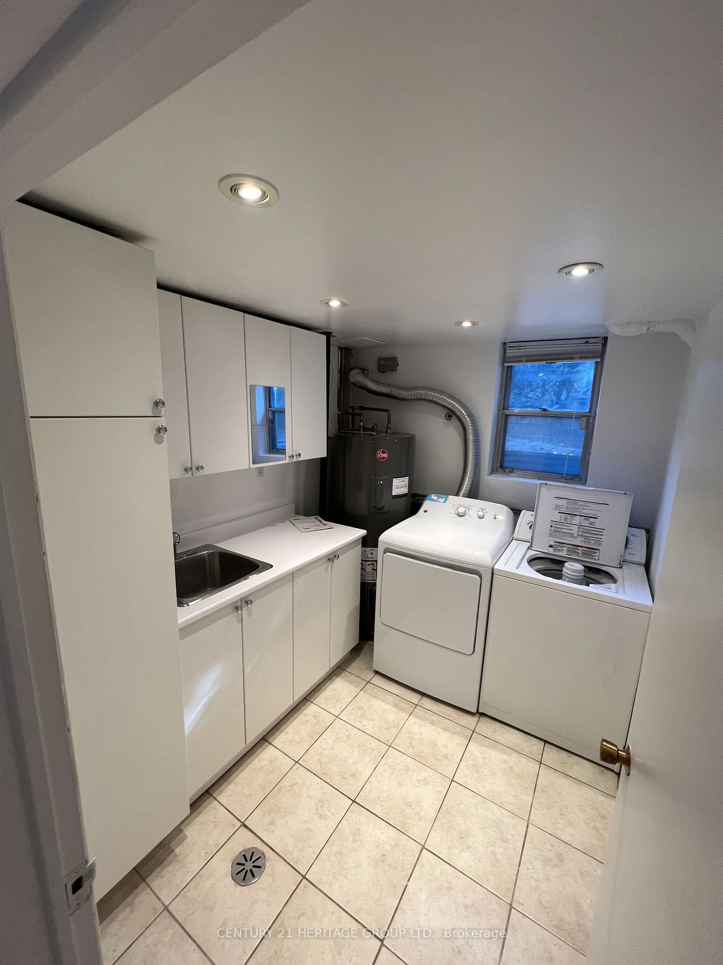 36 Palomino Cres