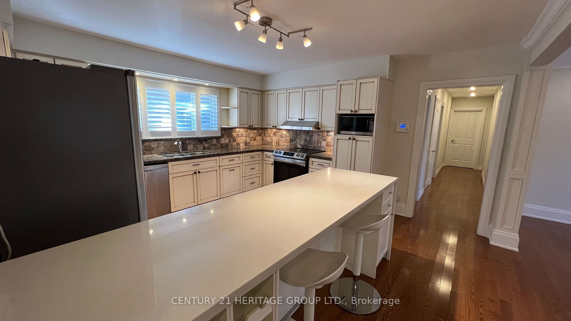 36 Palomino Cres