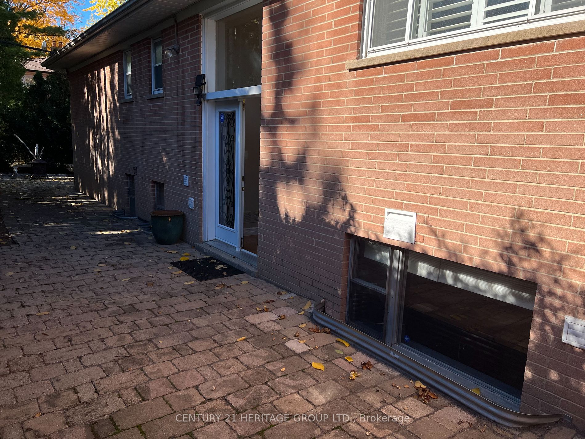 36 Palomino Cres