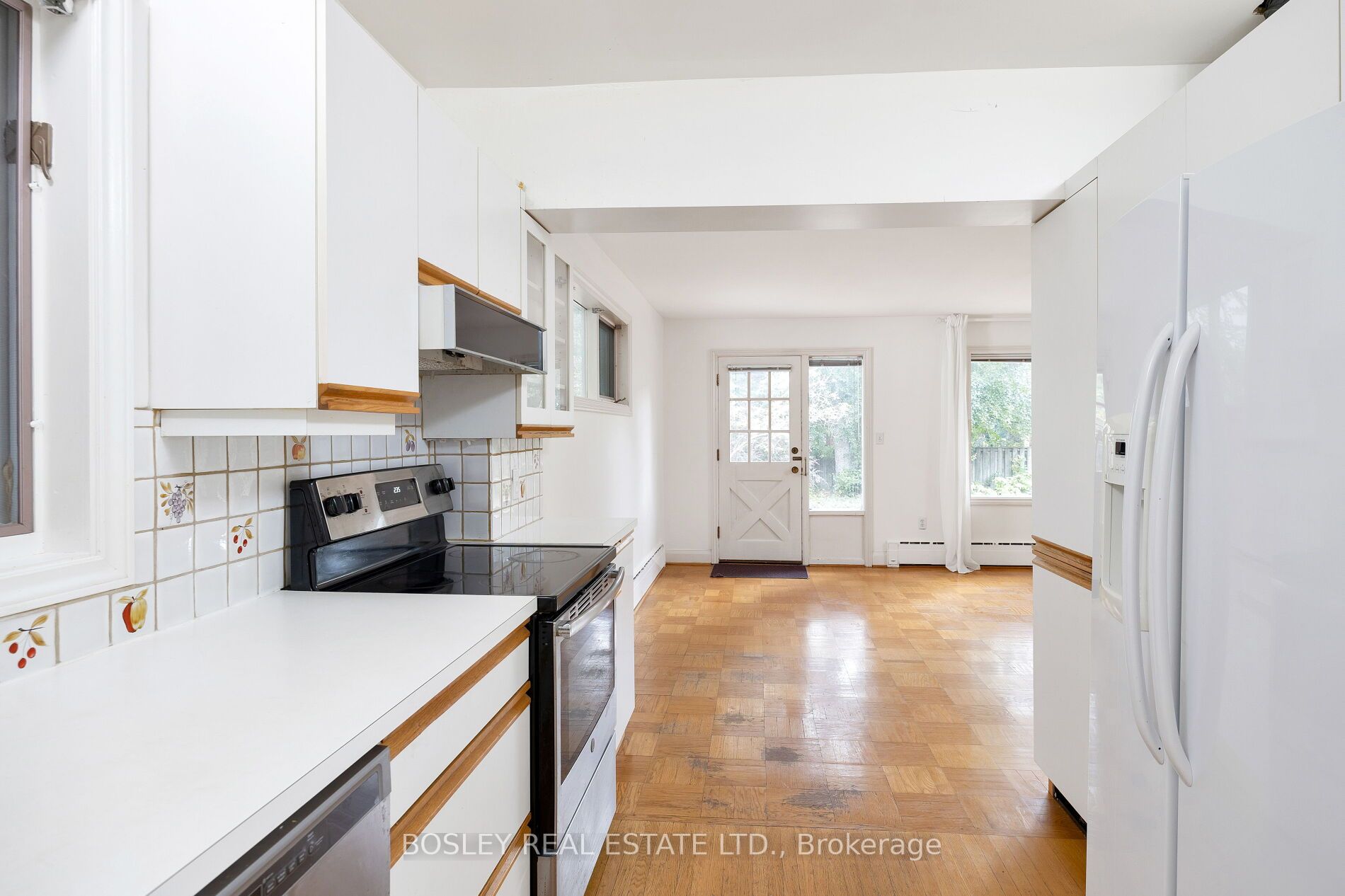 12 Southlea Ave