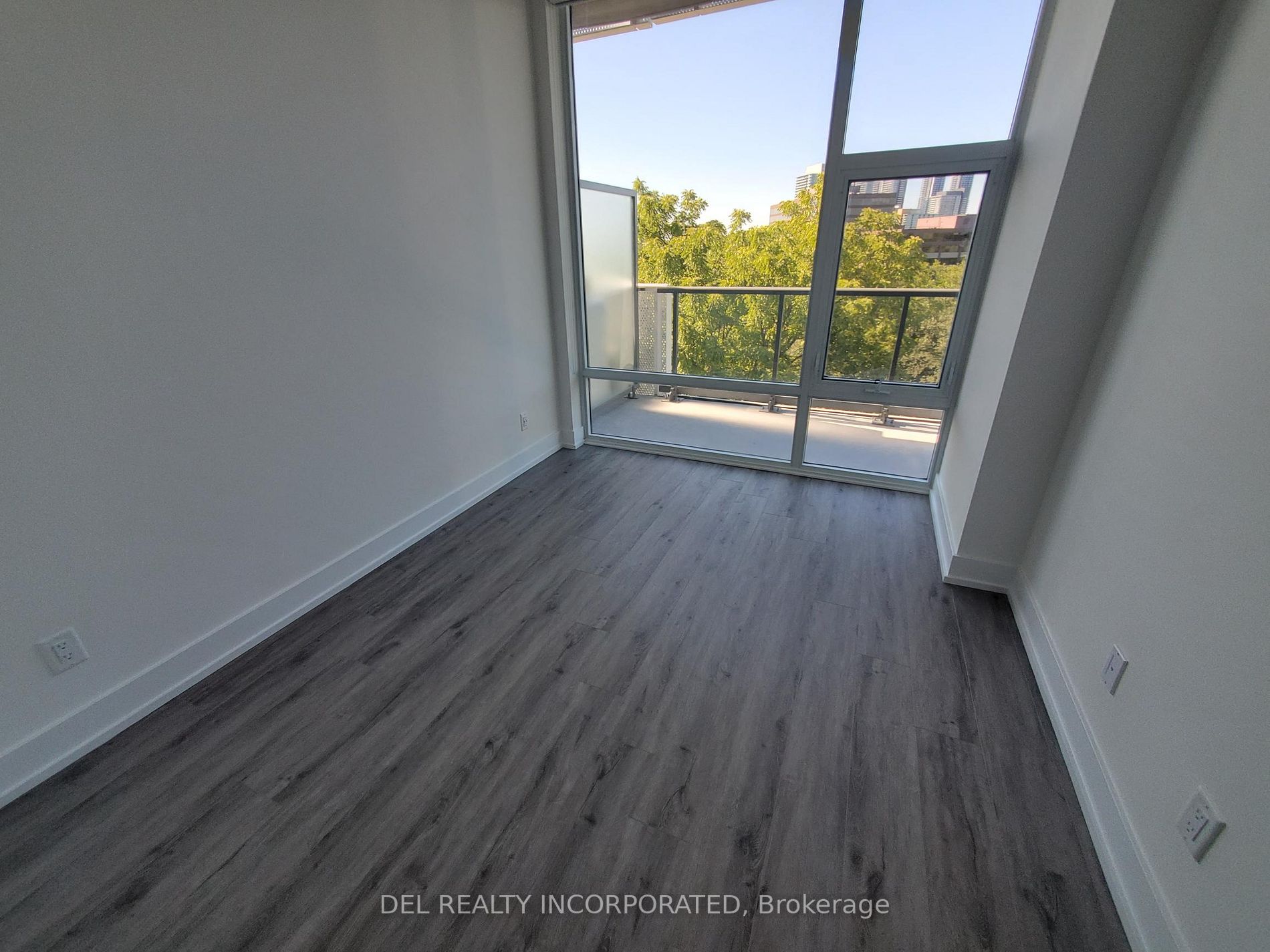 25 Adra Grado Way, #522