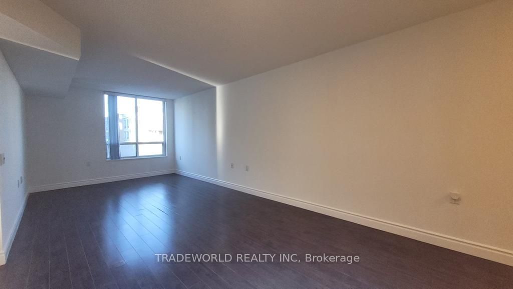 35 Finch Ave E, #1202
