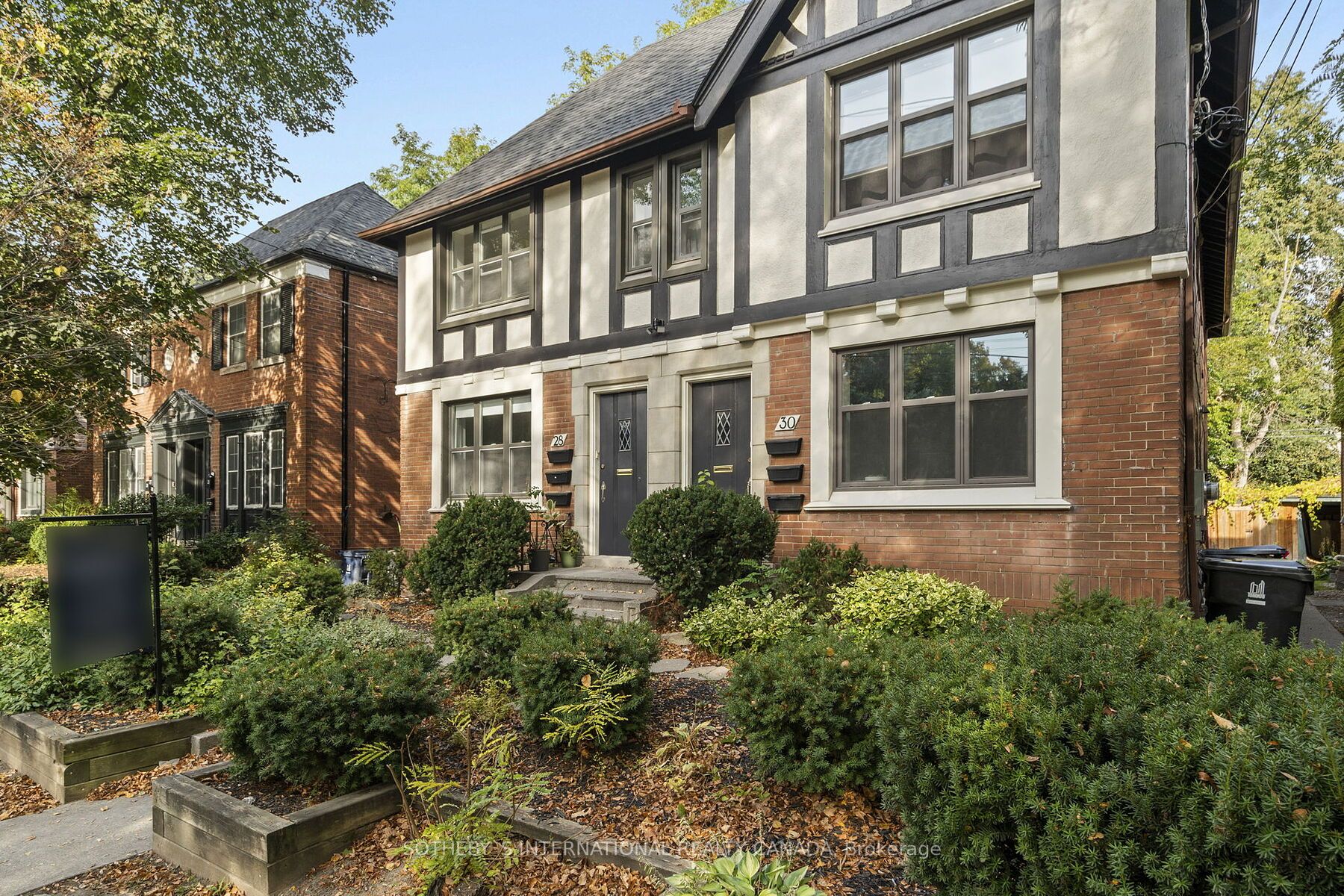 28 Strathgowan Ave, #Upper