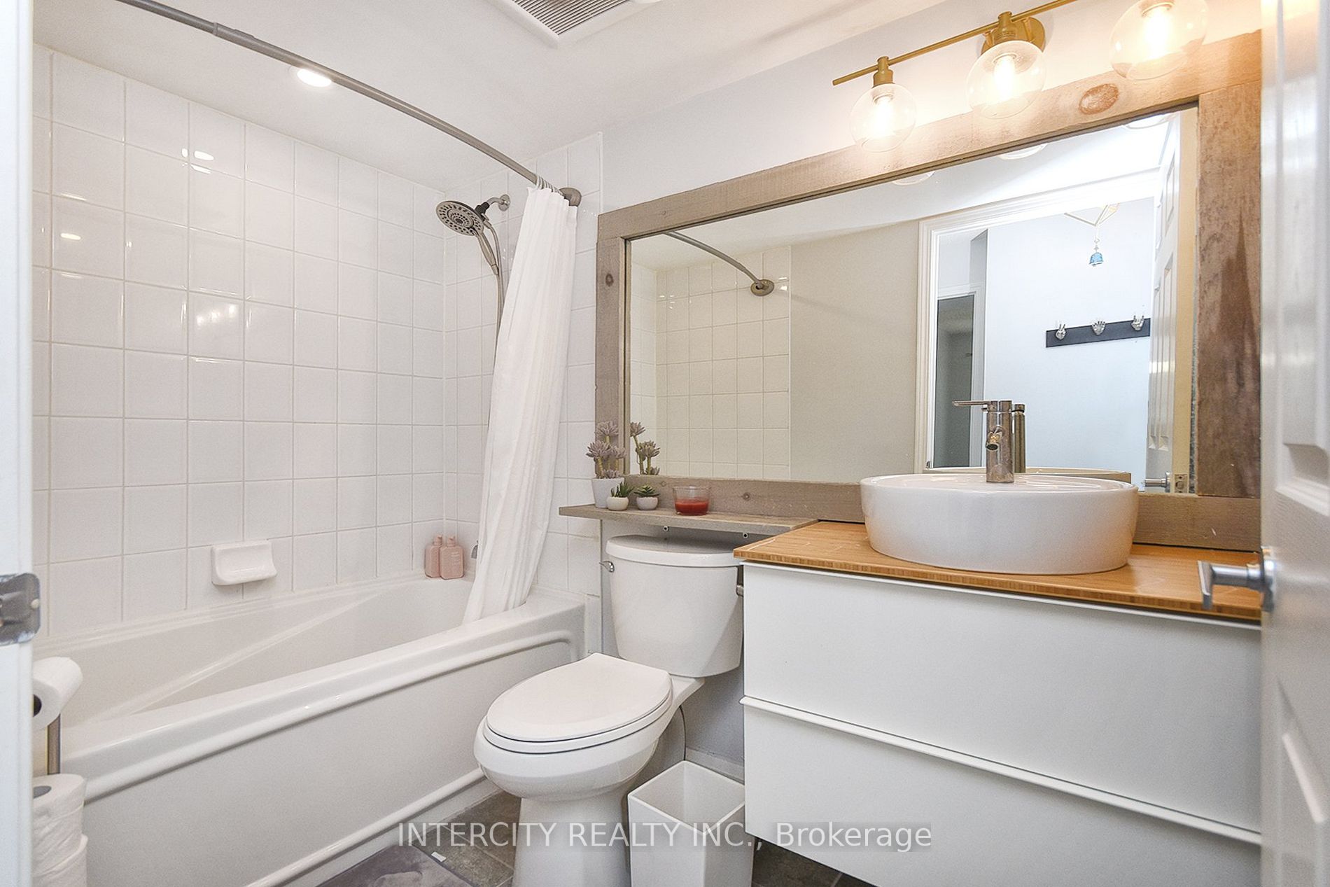 19 Barberry Pl, #603
