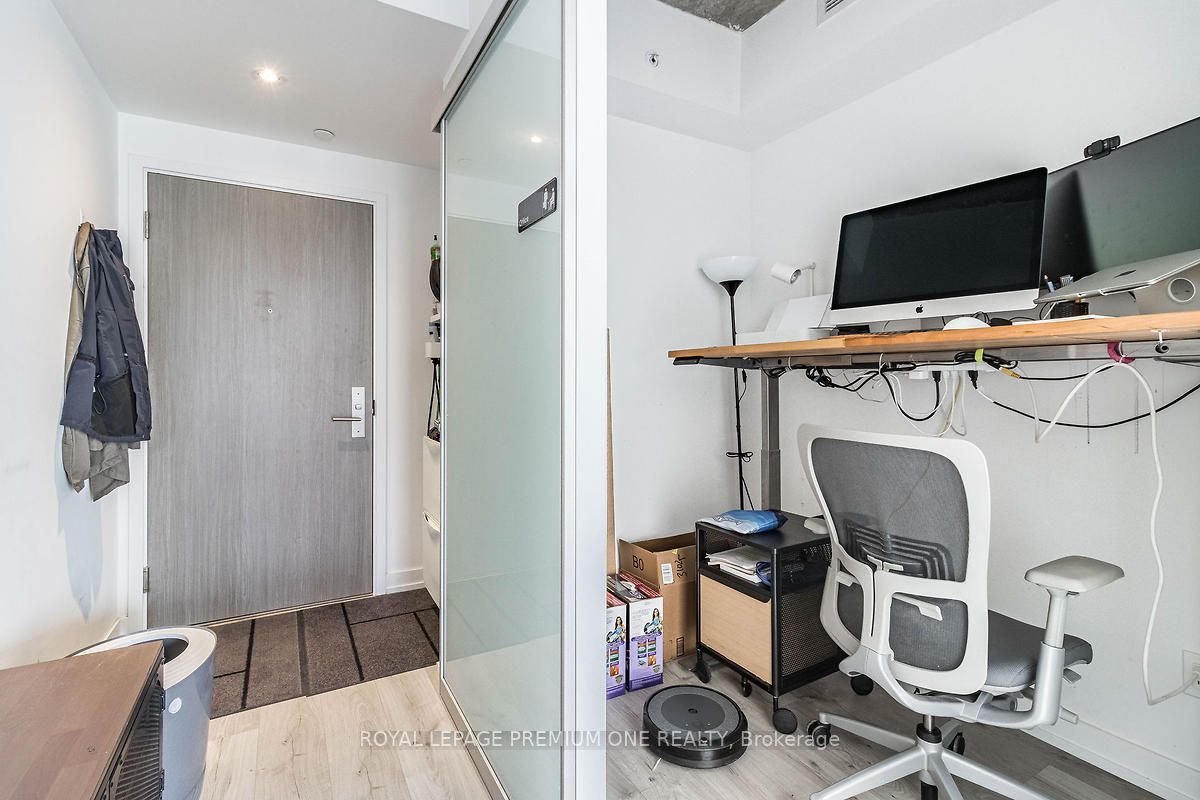 161 Roehampton Ave, #3102