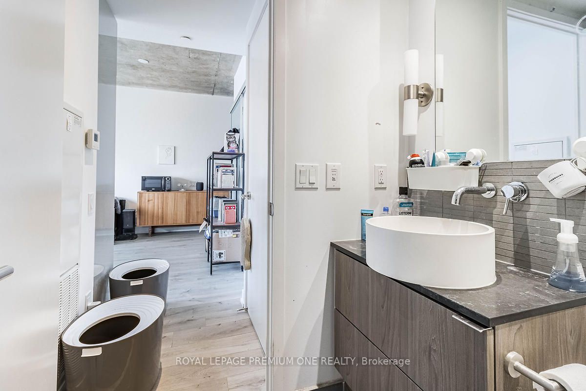 161 Roehampton Ave, #3102