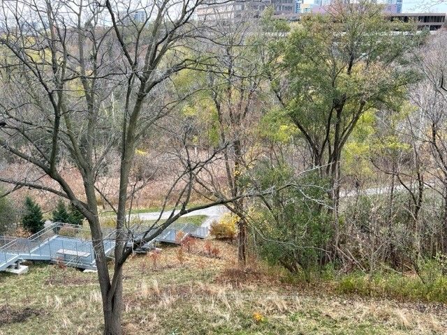 25 Adra Grado Way, #322