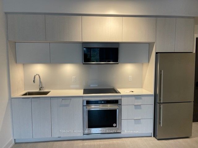 25 Adra Grado Way, #322
