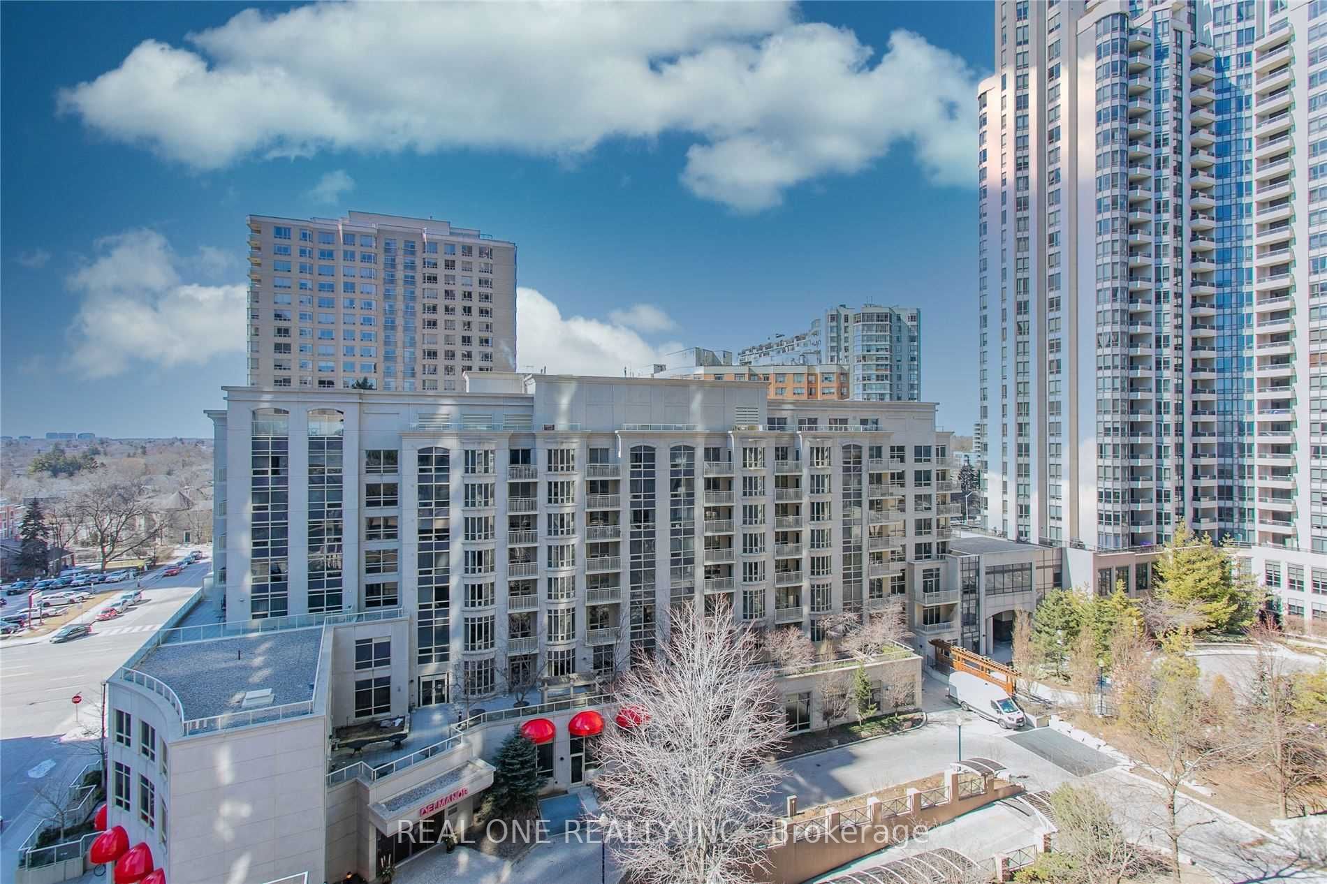 10 Northtown Way, #805