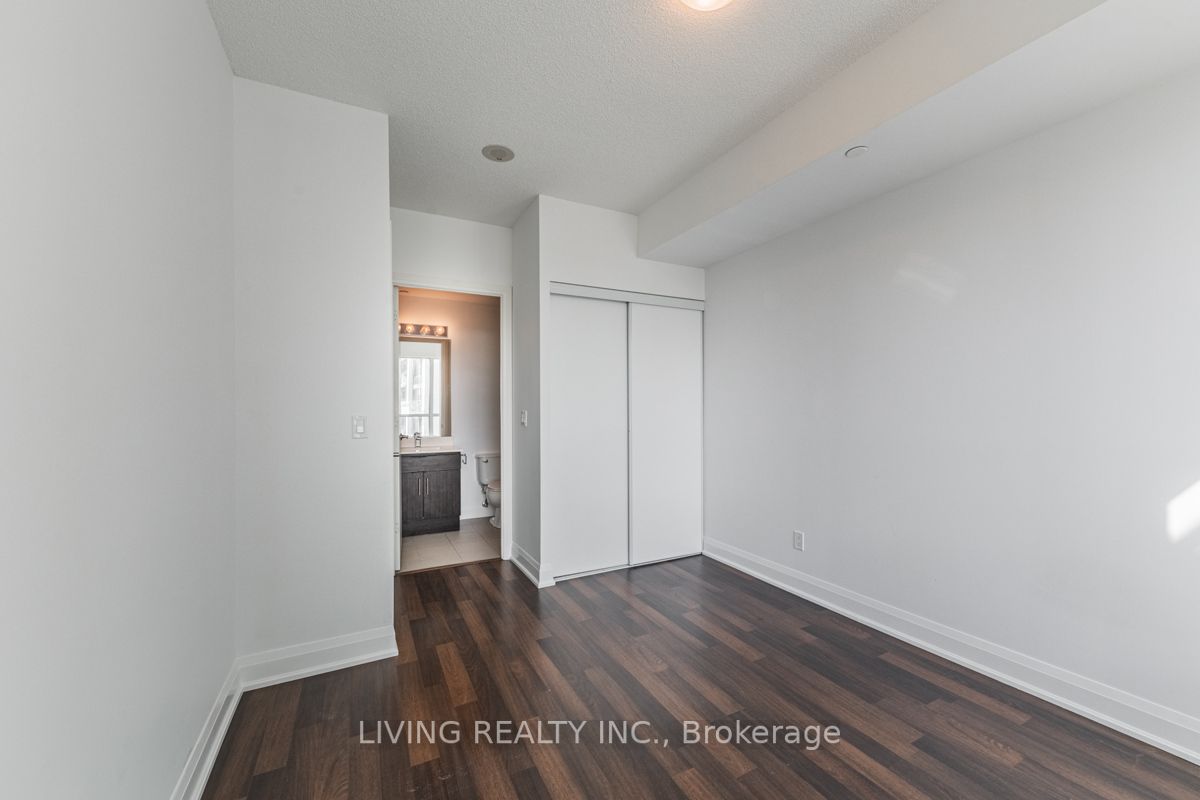 68 Canterbury Pl, #815