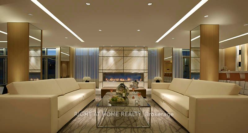 120 Harrison Garden Blvd, #908