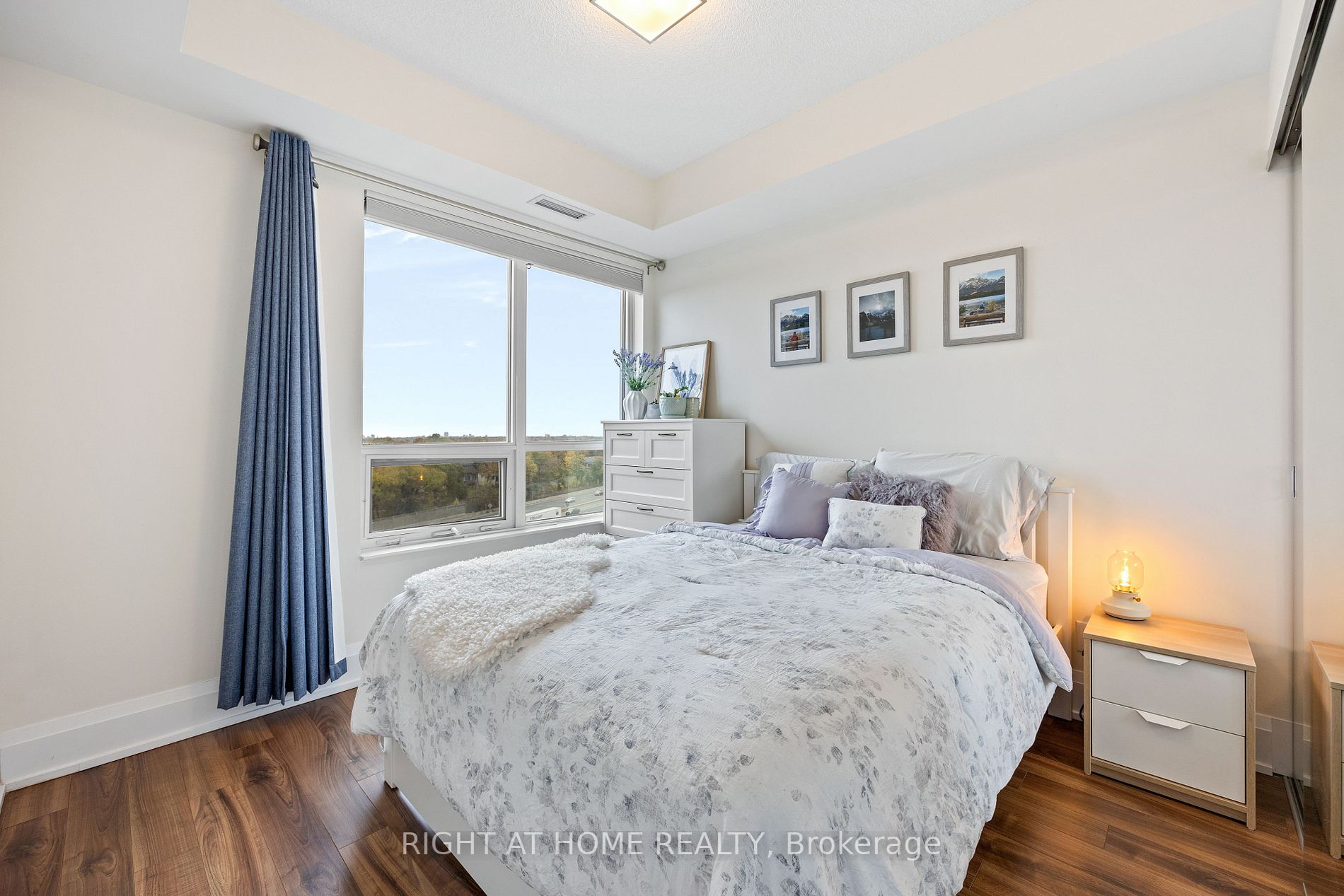 120 Harrison Garden Blvd, #908