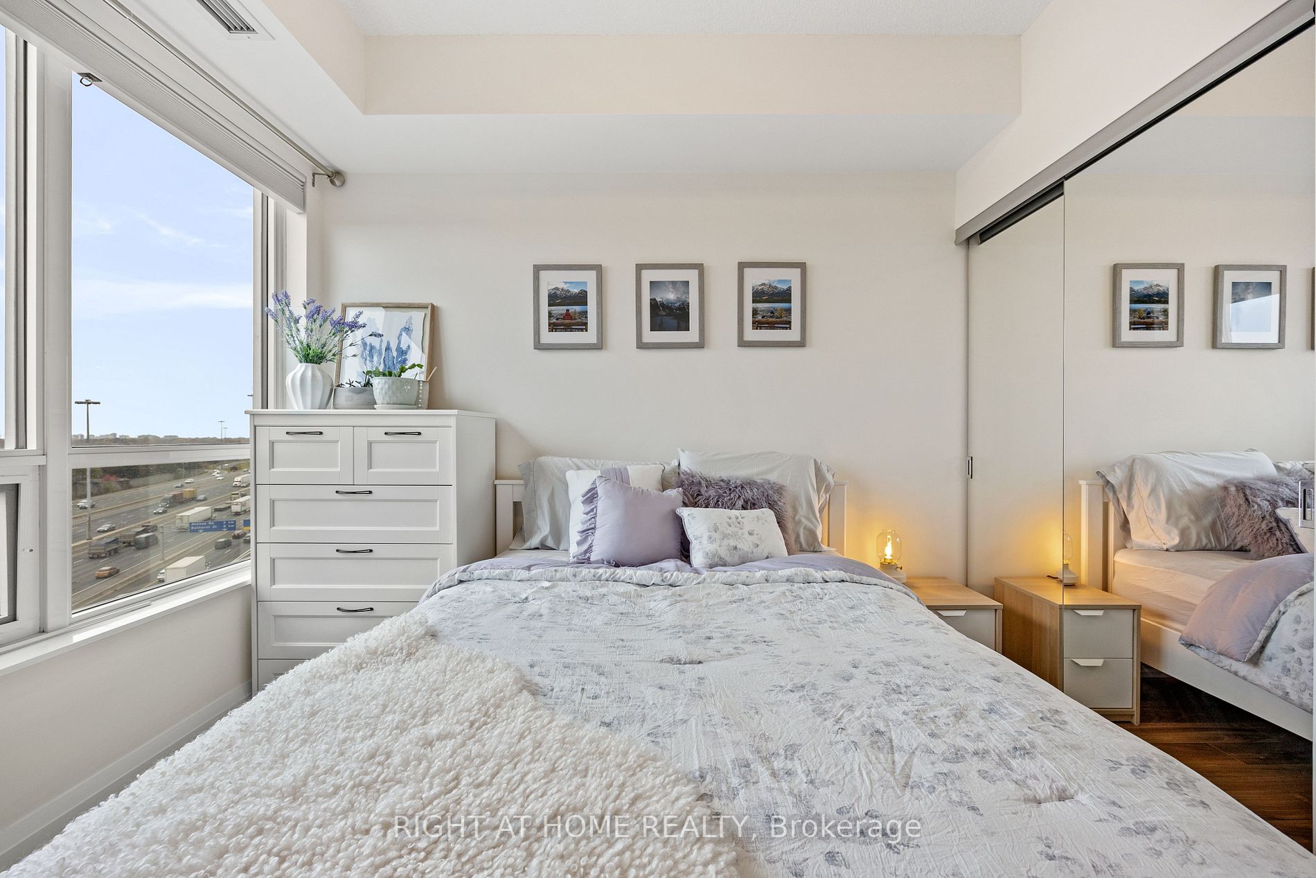 120 Harrison Garden Blvd, #908