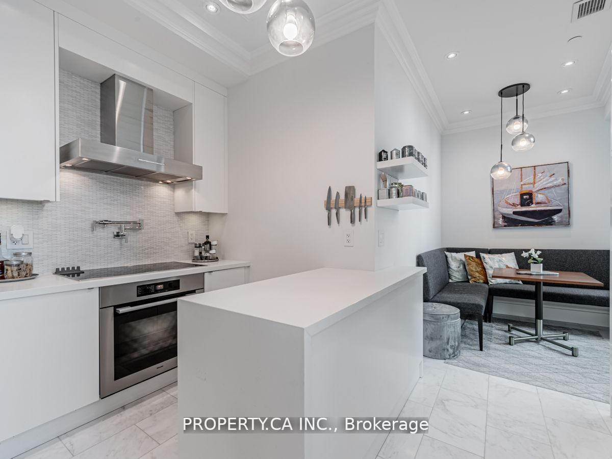 311 Bay St, #3504