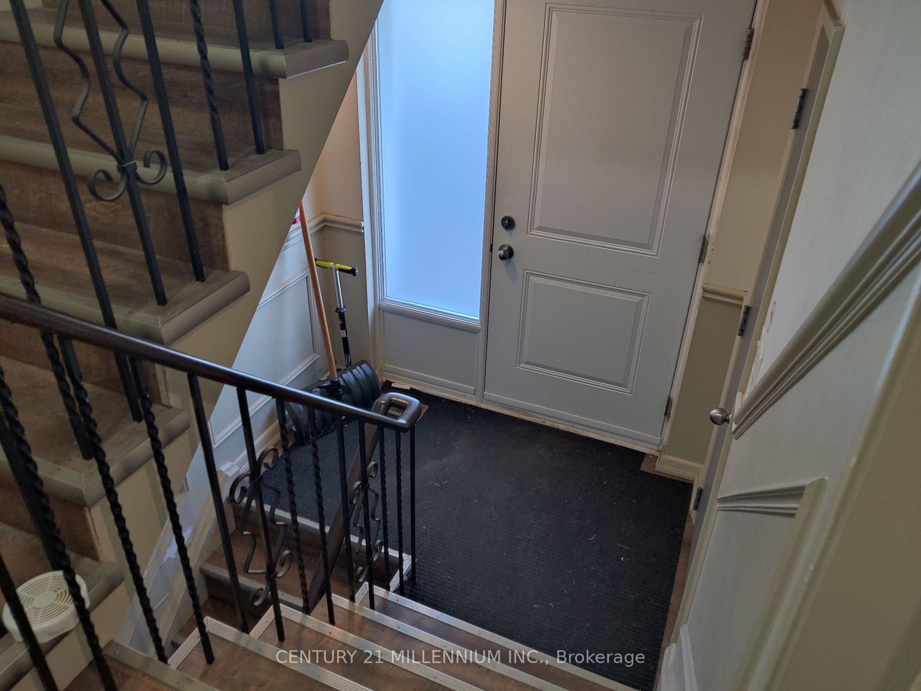 59 Garthdale Crt, #Main