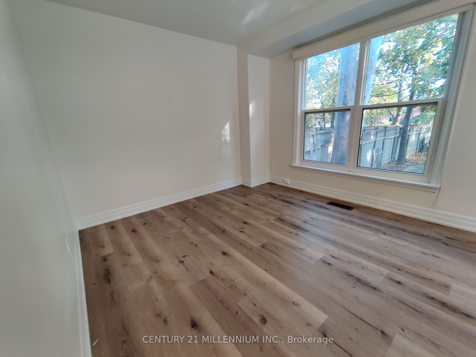 59 Garthdale Crt, #Main