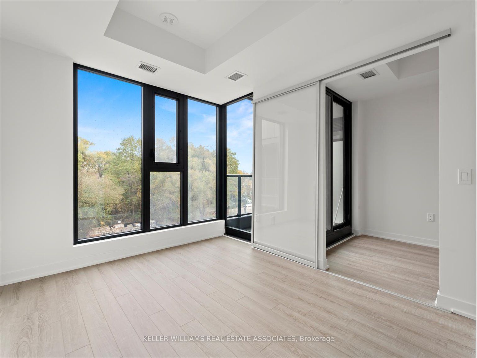 250 Lawrence Ave W, #402