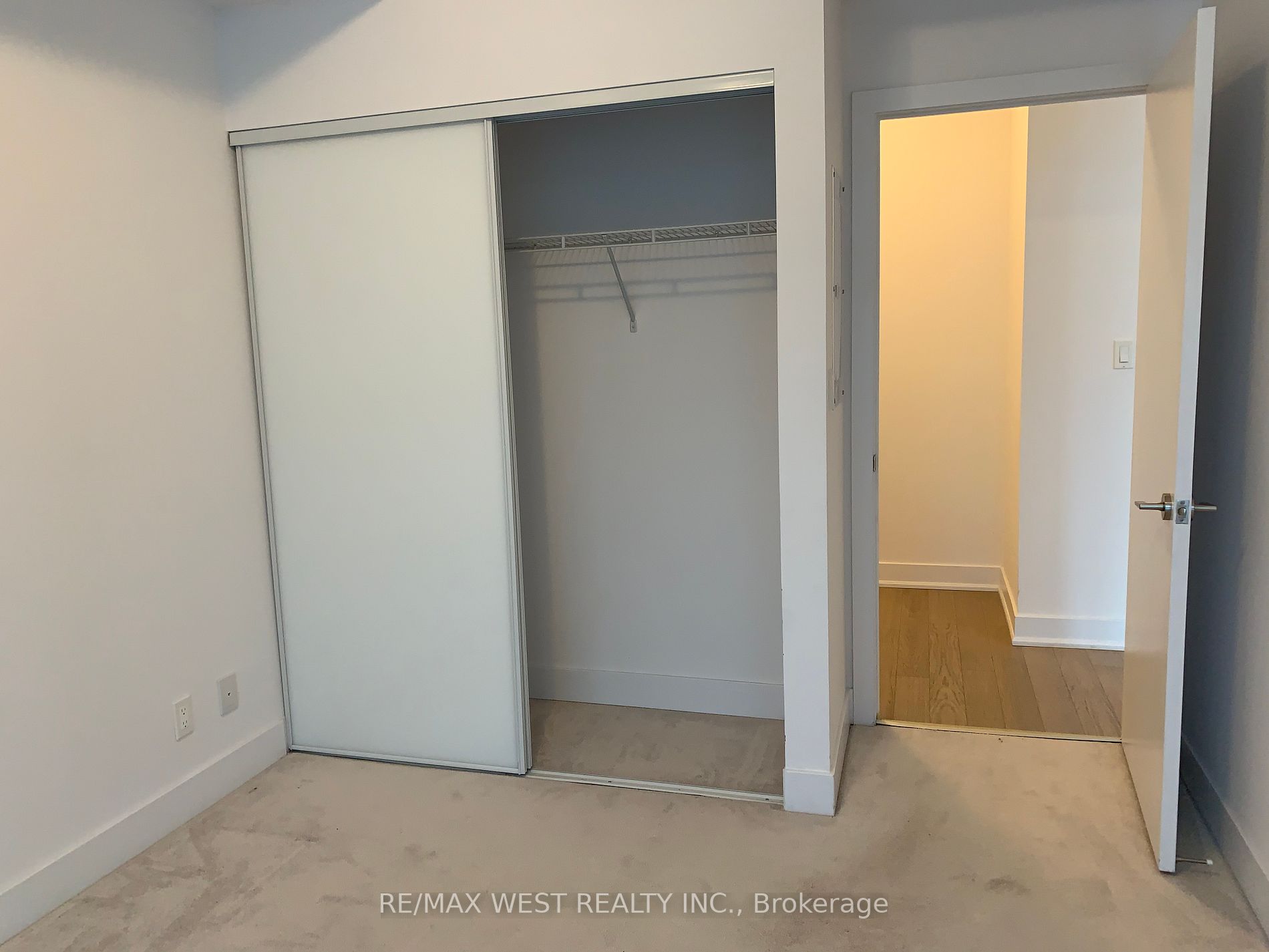 1486 Bathurst St, #202