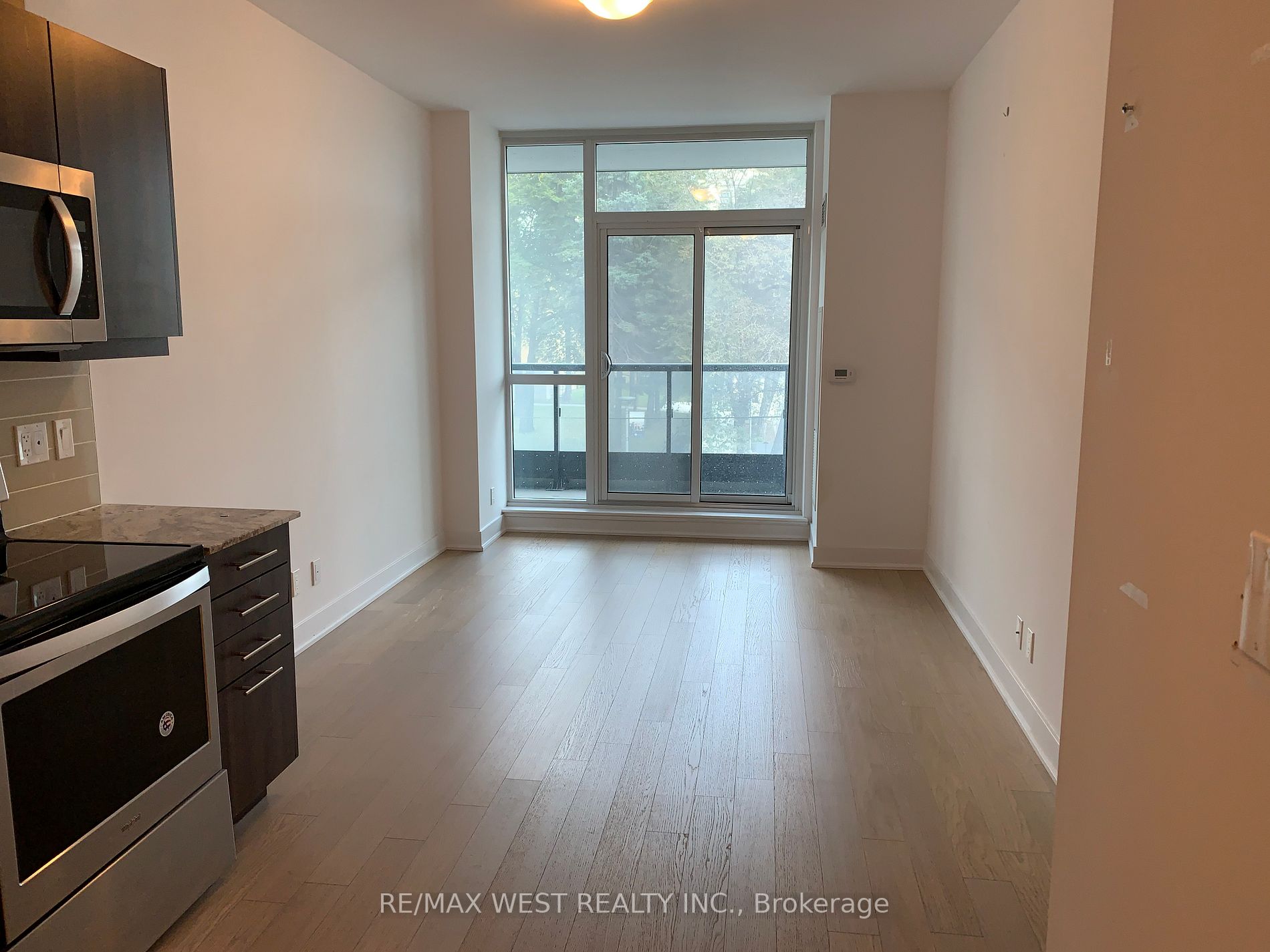 1486 Bathurst St, #202