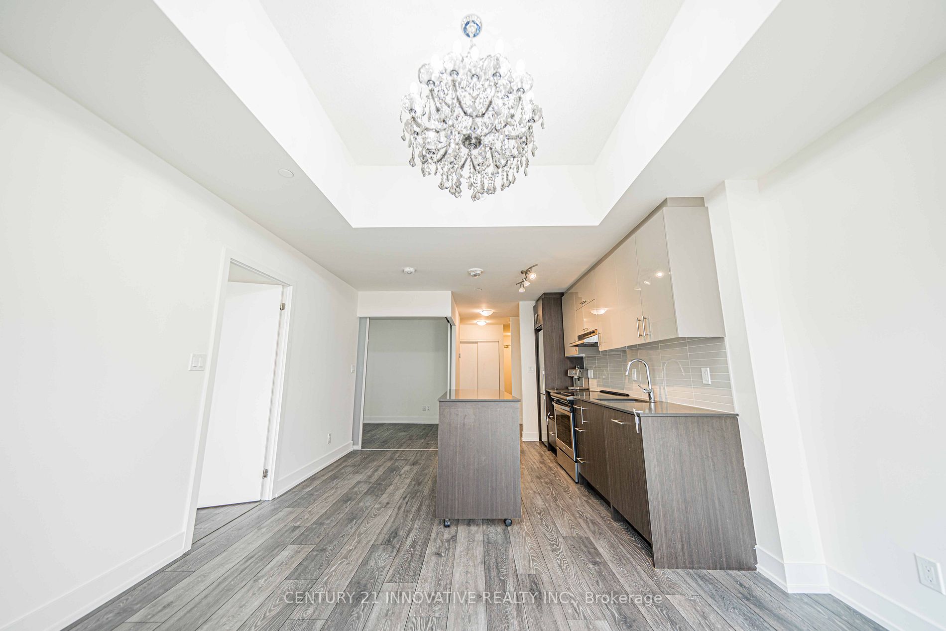 180 Fairview Mall Drive, #517