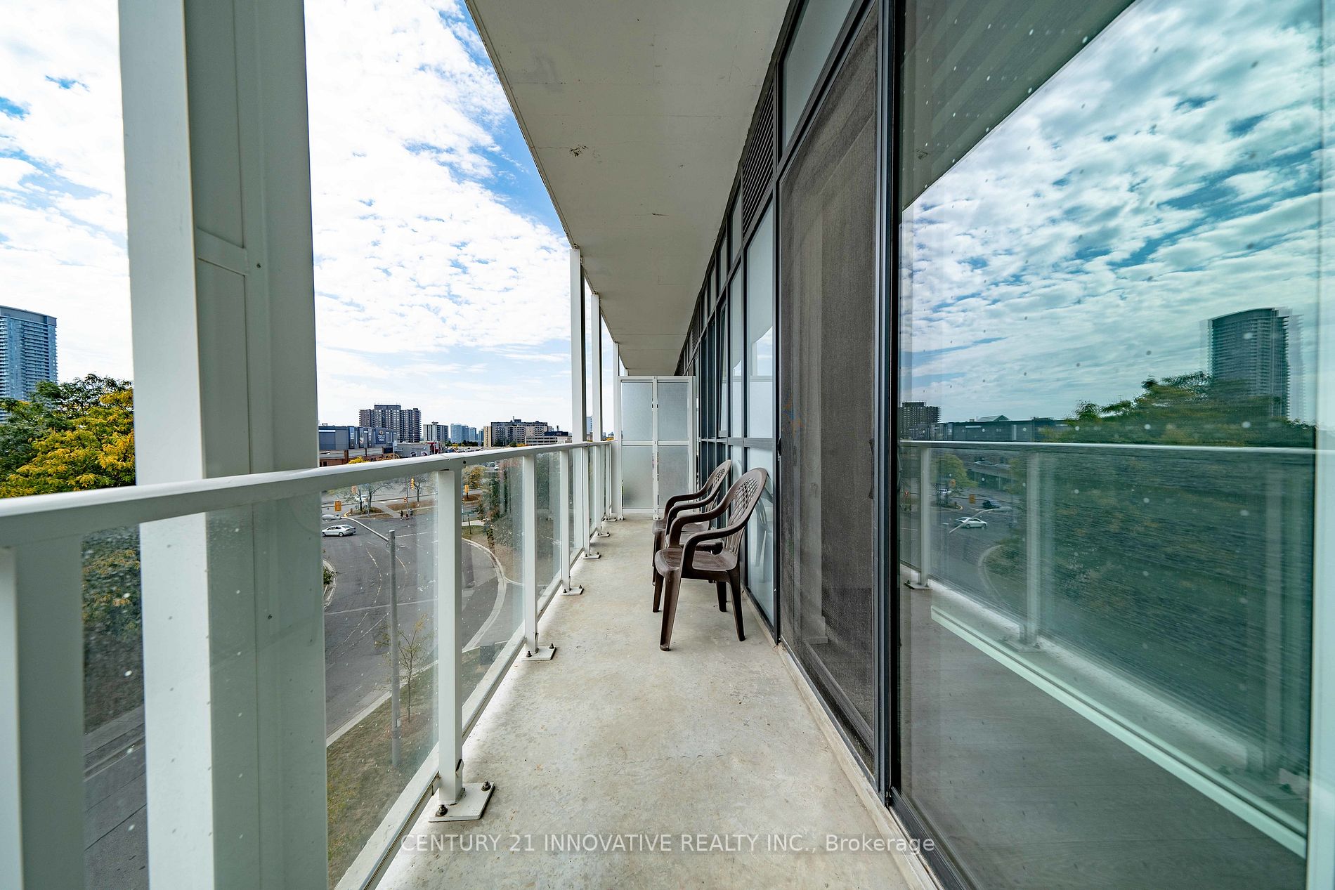 180 Fairview Mall Drive, #517