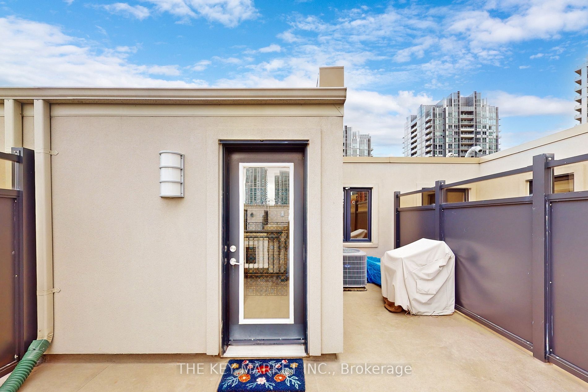 9 Oakburn Cres, #Th35