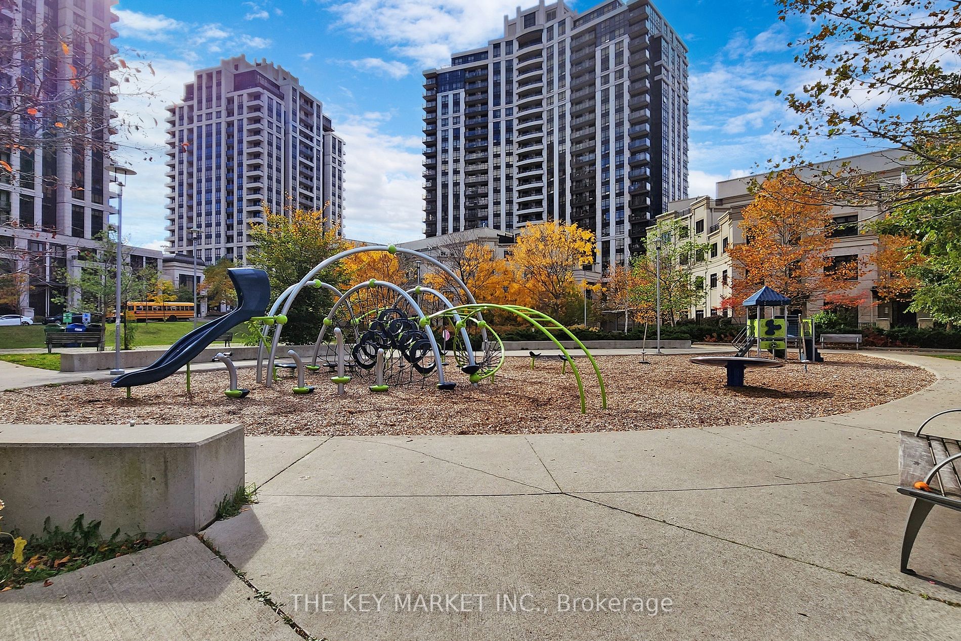 9 Oakburn Cres, #Th35