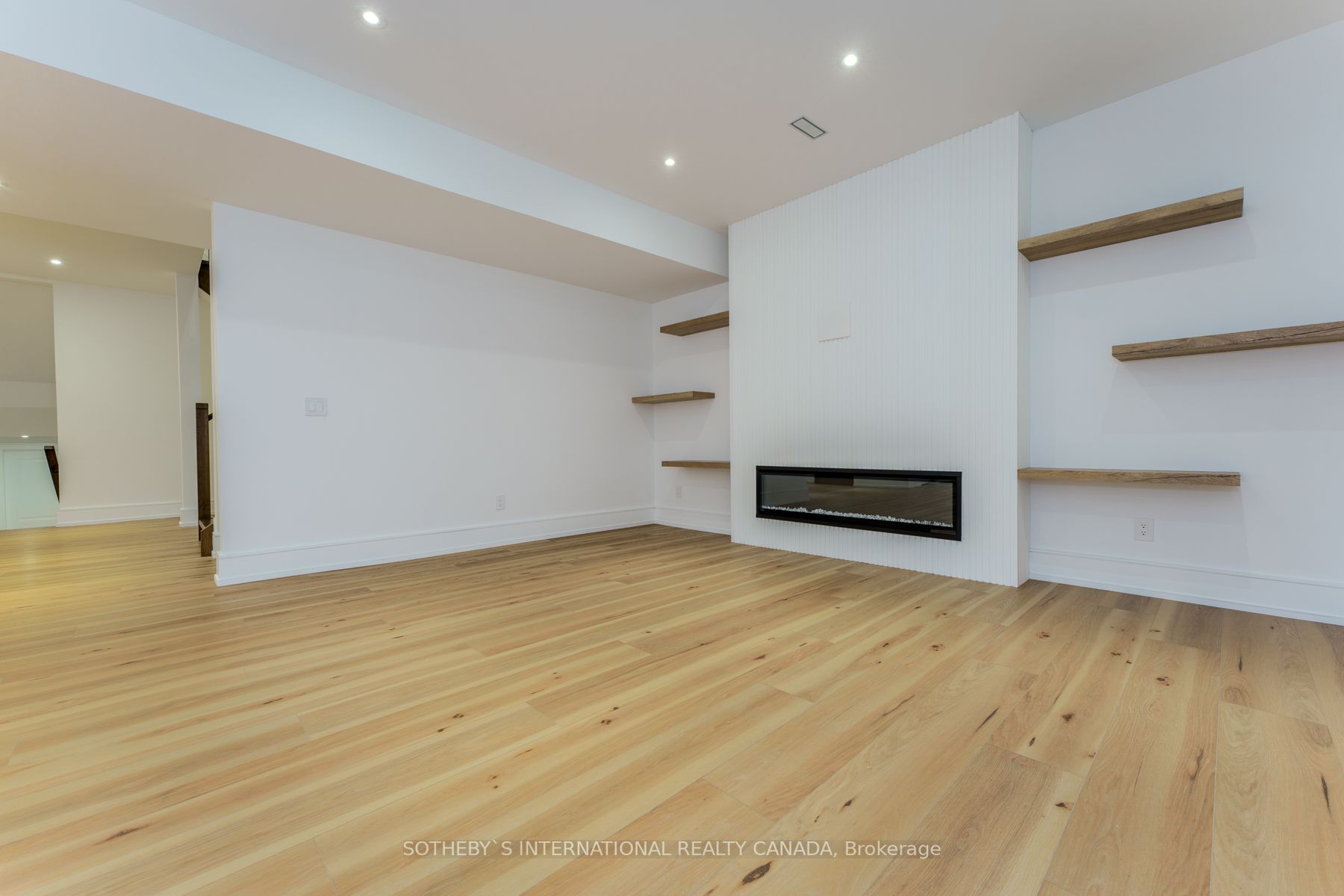 19 Devondale Ave