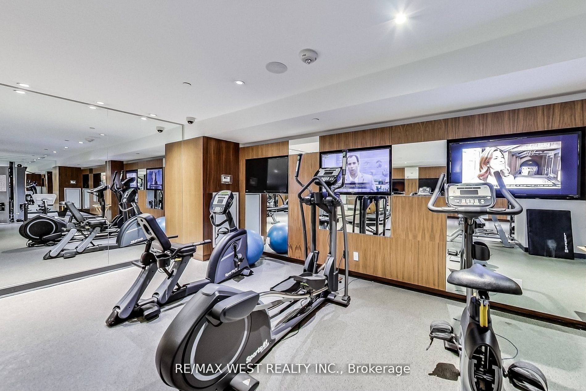 8 Mercer St, #1310