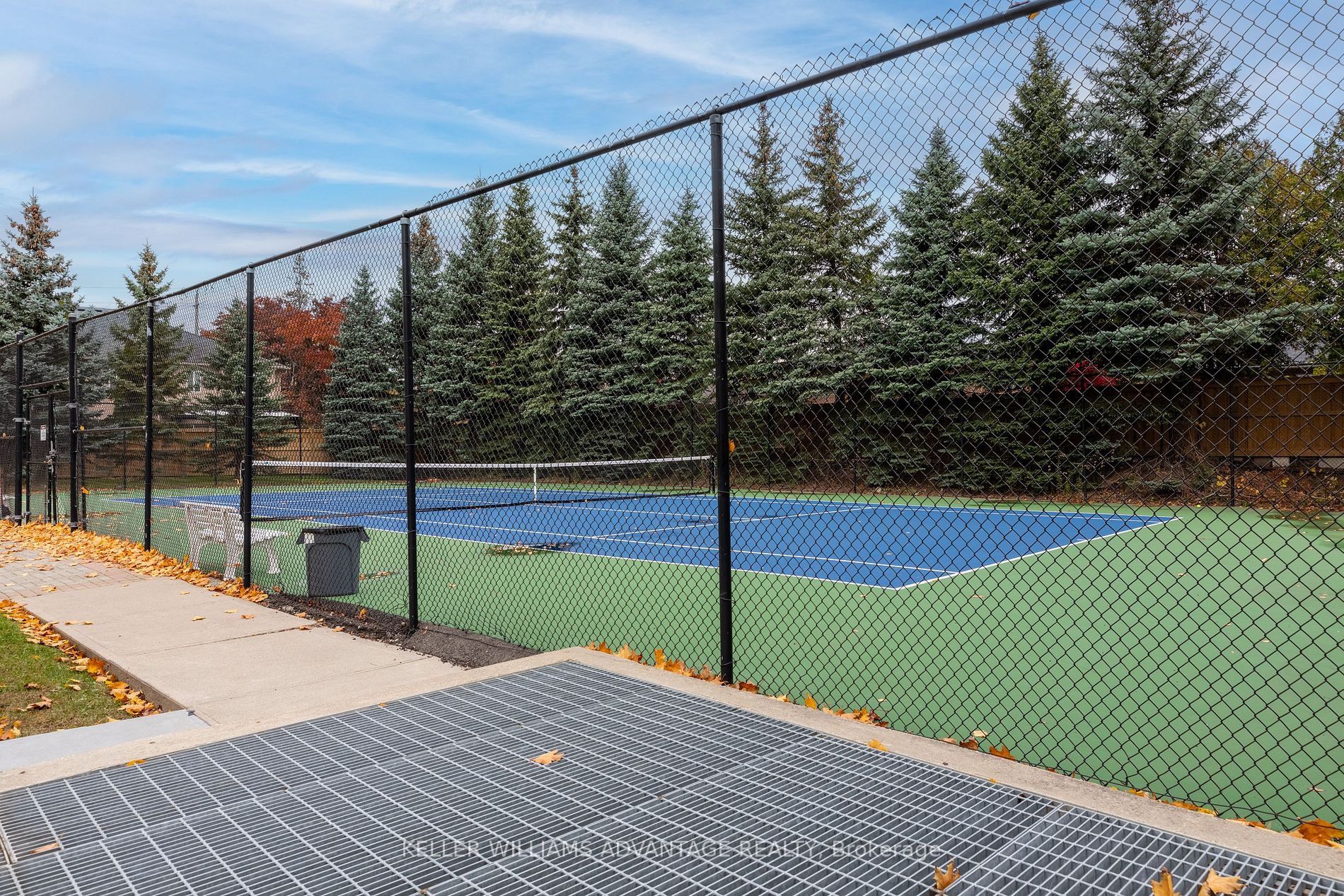 1730 Eglinton Ave E, #301