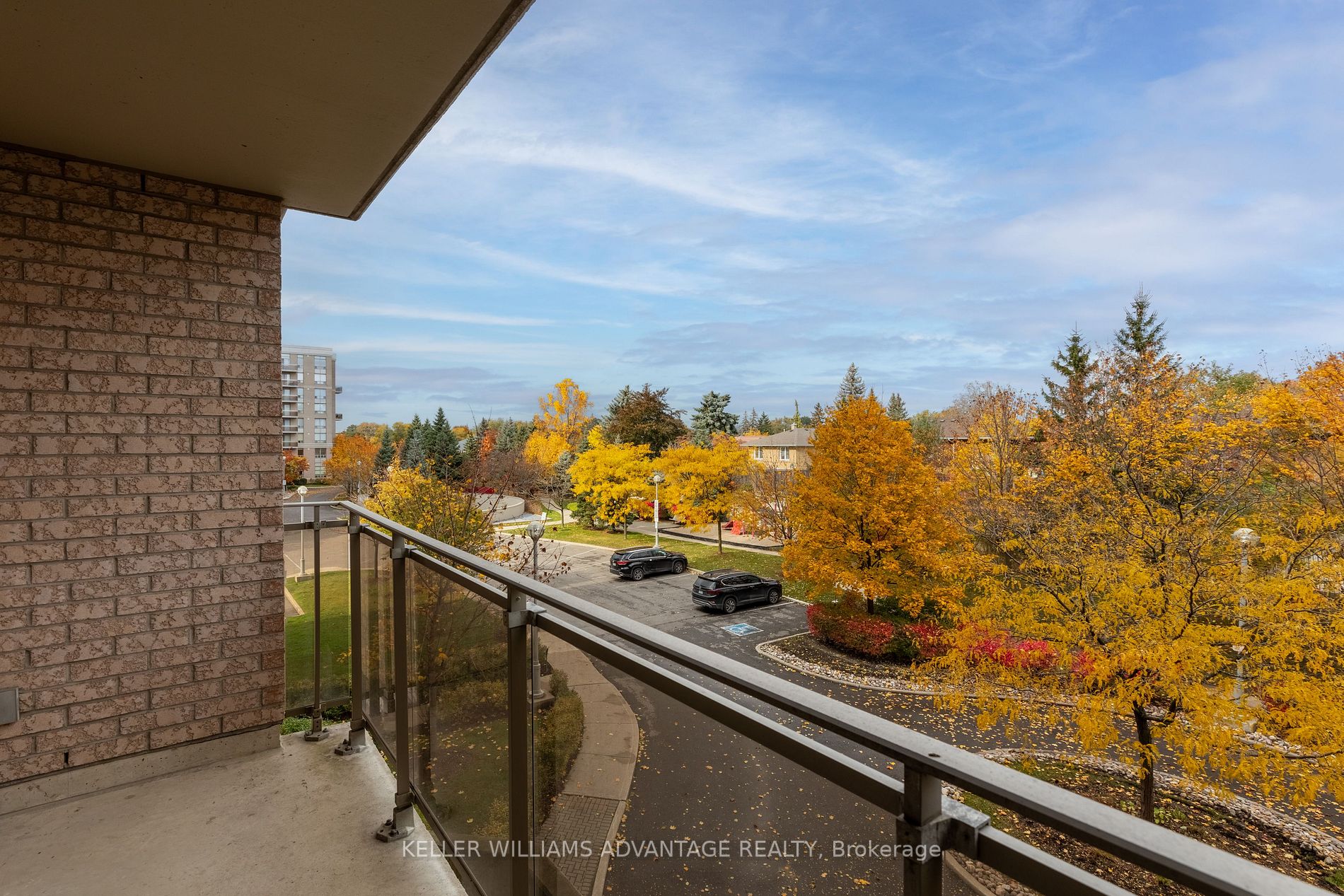 1730 Eglinton Ave E, #301