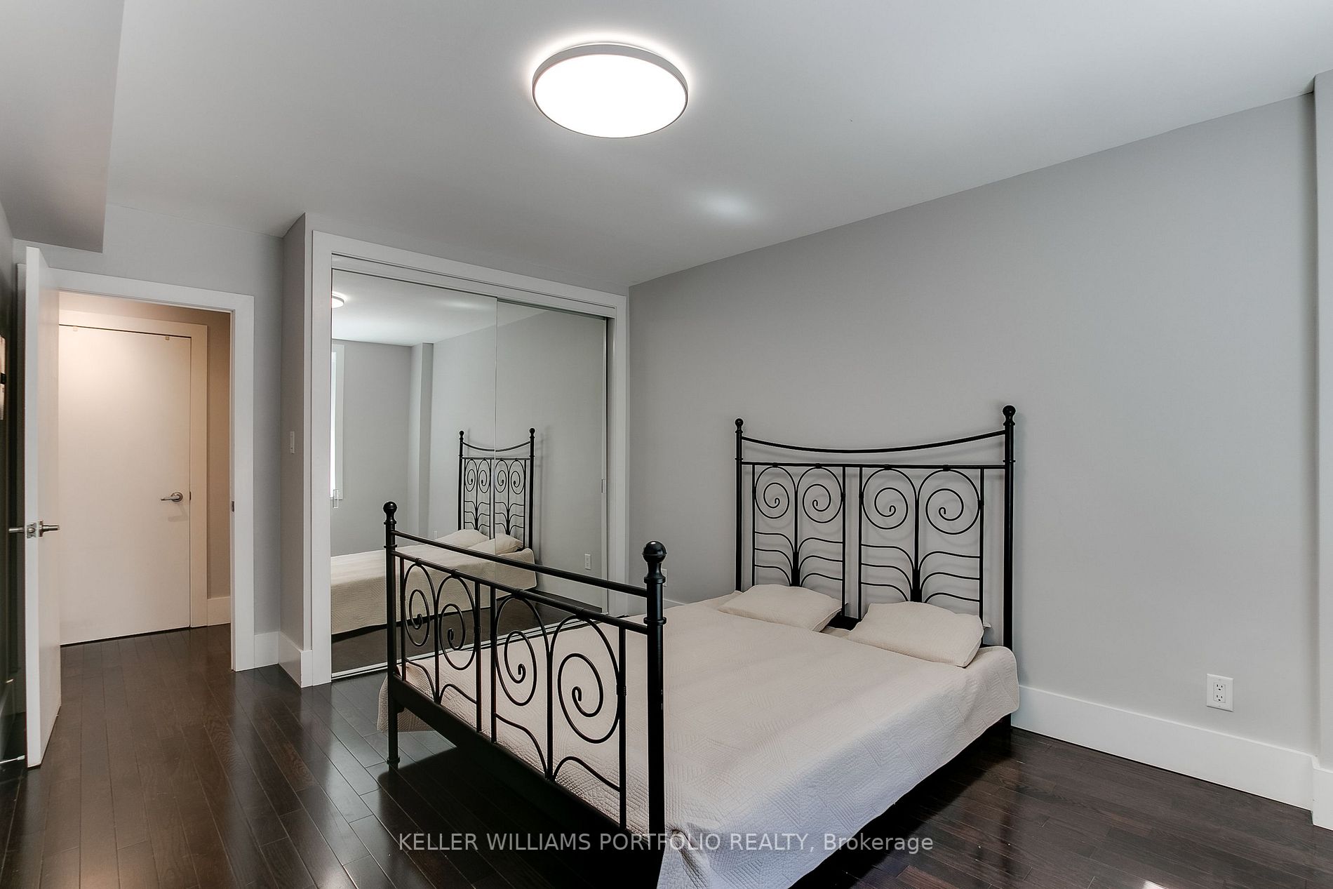 2603 Bathurst St, #108