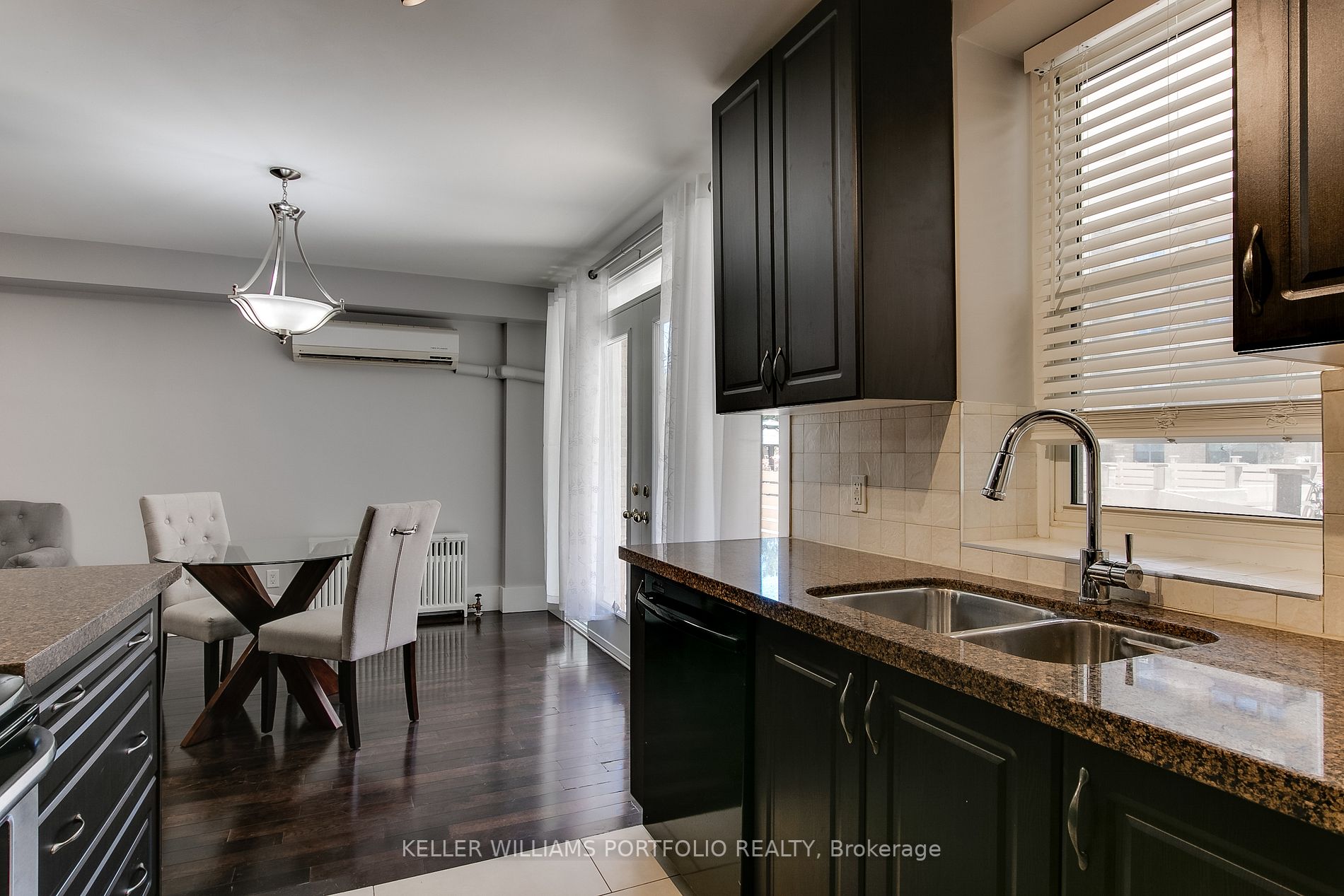 2603 Bathurst St, #108
