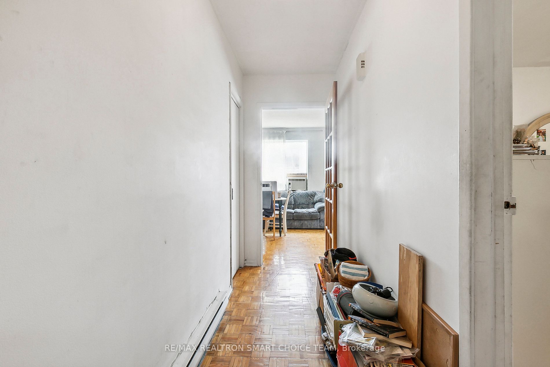 868 Eglinton Ave E