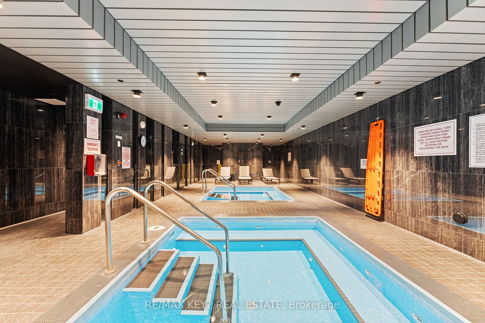 2221 Yonge St, #4509
