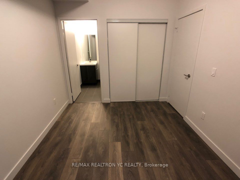 8 Eglinton Ave E, #4801