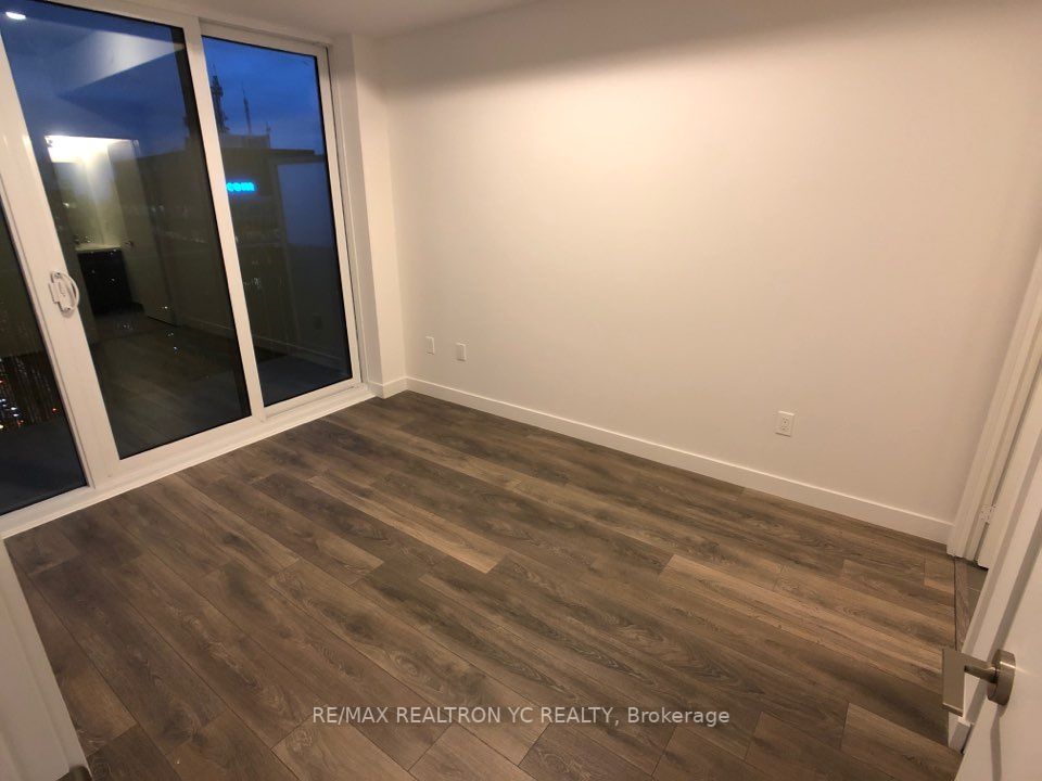 8 Eglinton Ave E, #4801