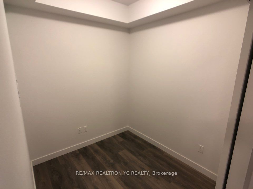 8 Eglinton Ave E, #4801