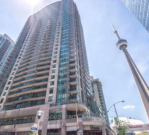 19 Grand Trunk Cres, #1807