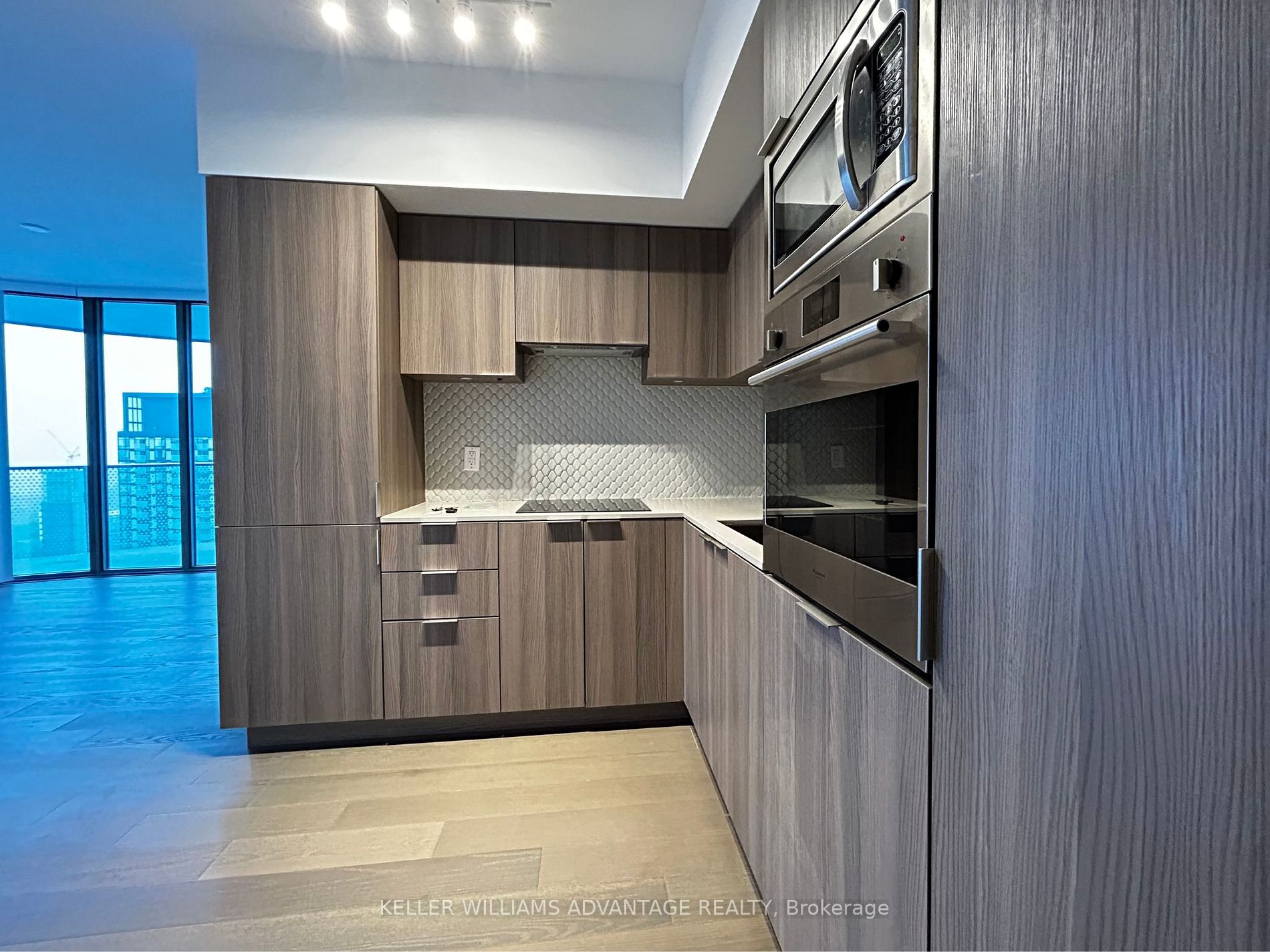 11 Wellesley St. W St W, #5402