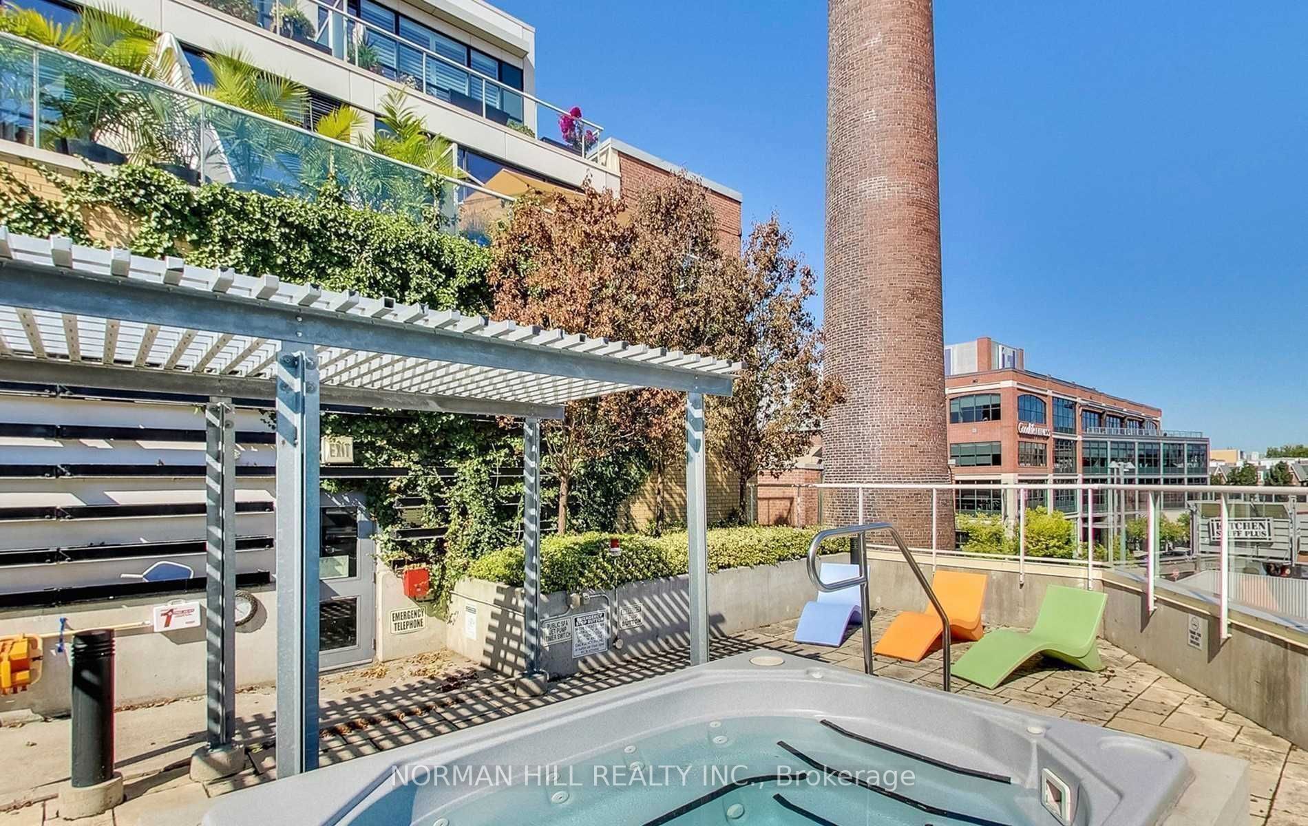 43 Hanna Ave, #336