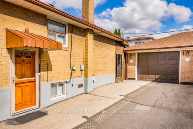 63 Saddle Ridge Dr