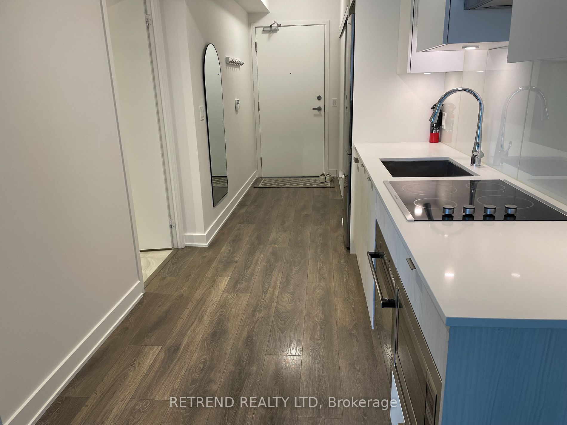 195 Redpath Ave, #1402