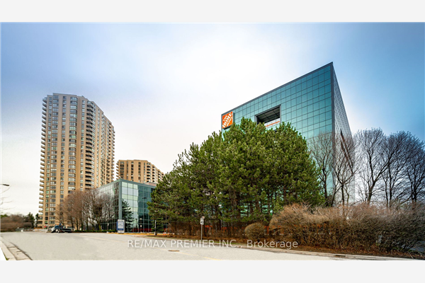1 Concord Gate, Toronto