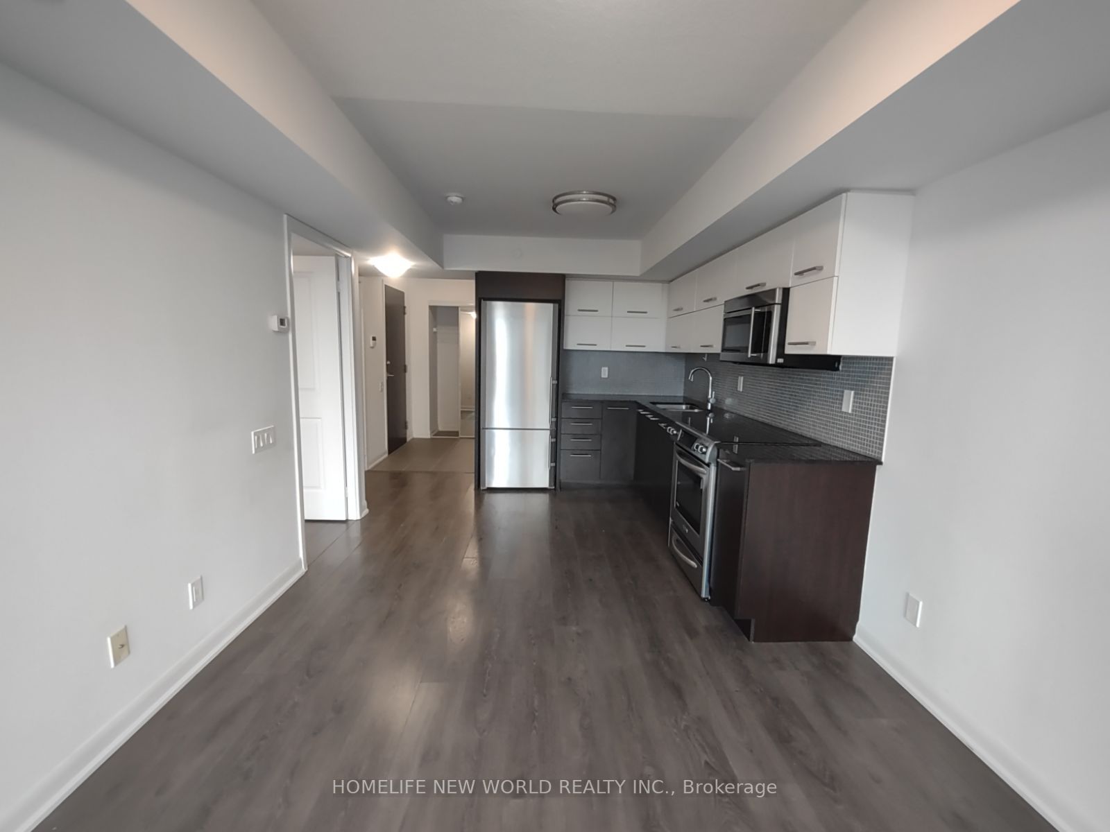 5162 Yonge St, #608
