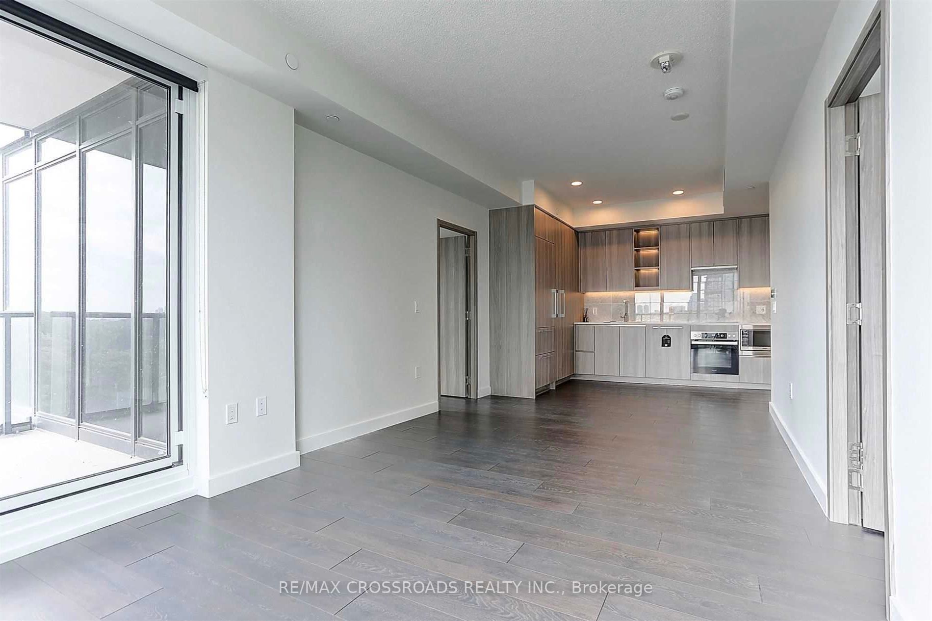 85 Mcmahon Dr, #2509
