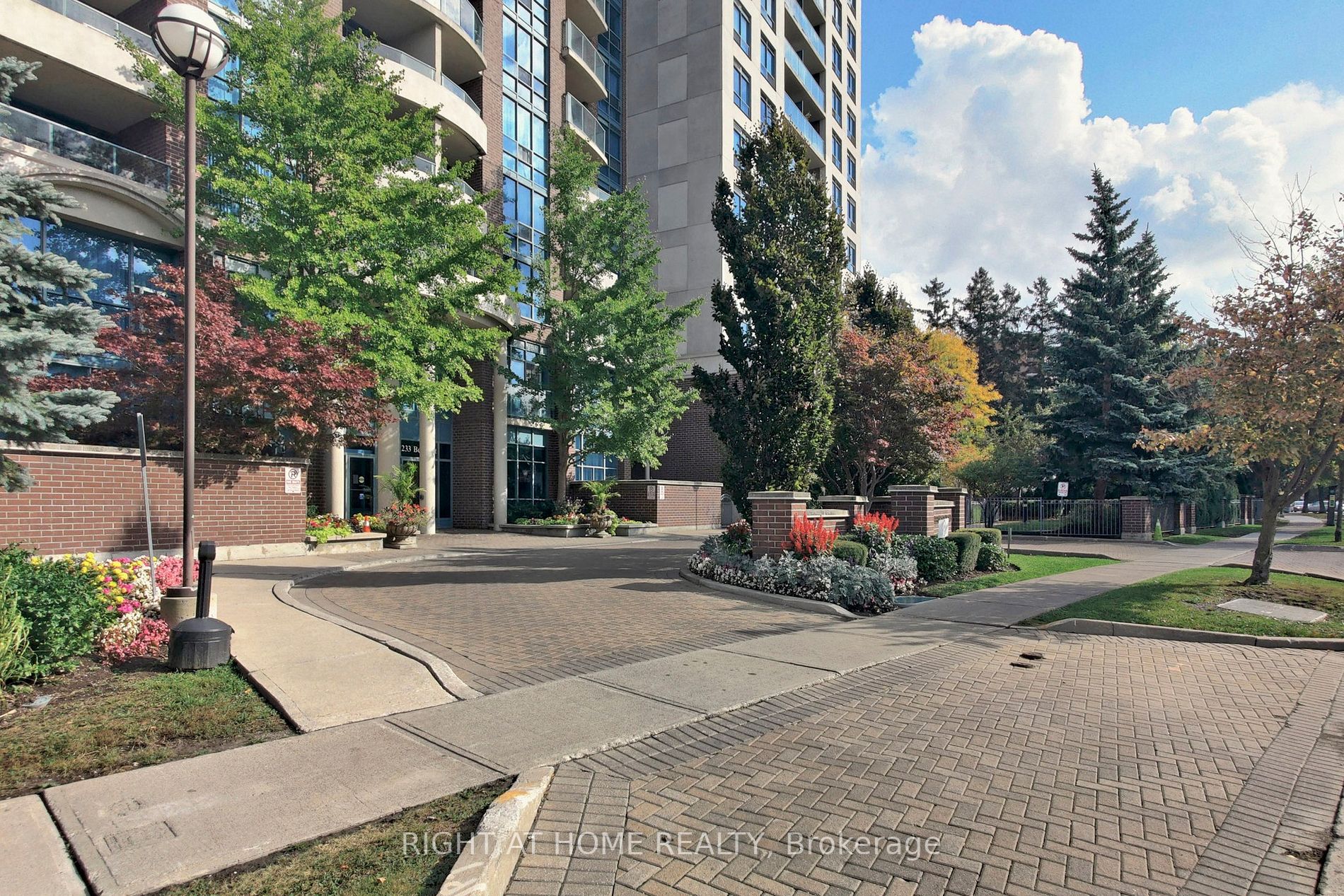 233 Beecroft Rd, #812