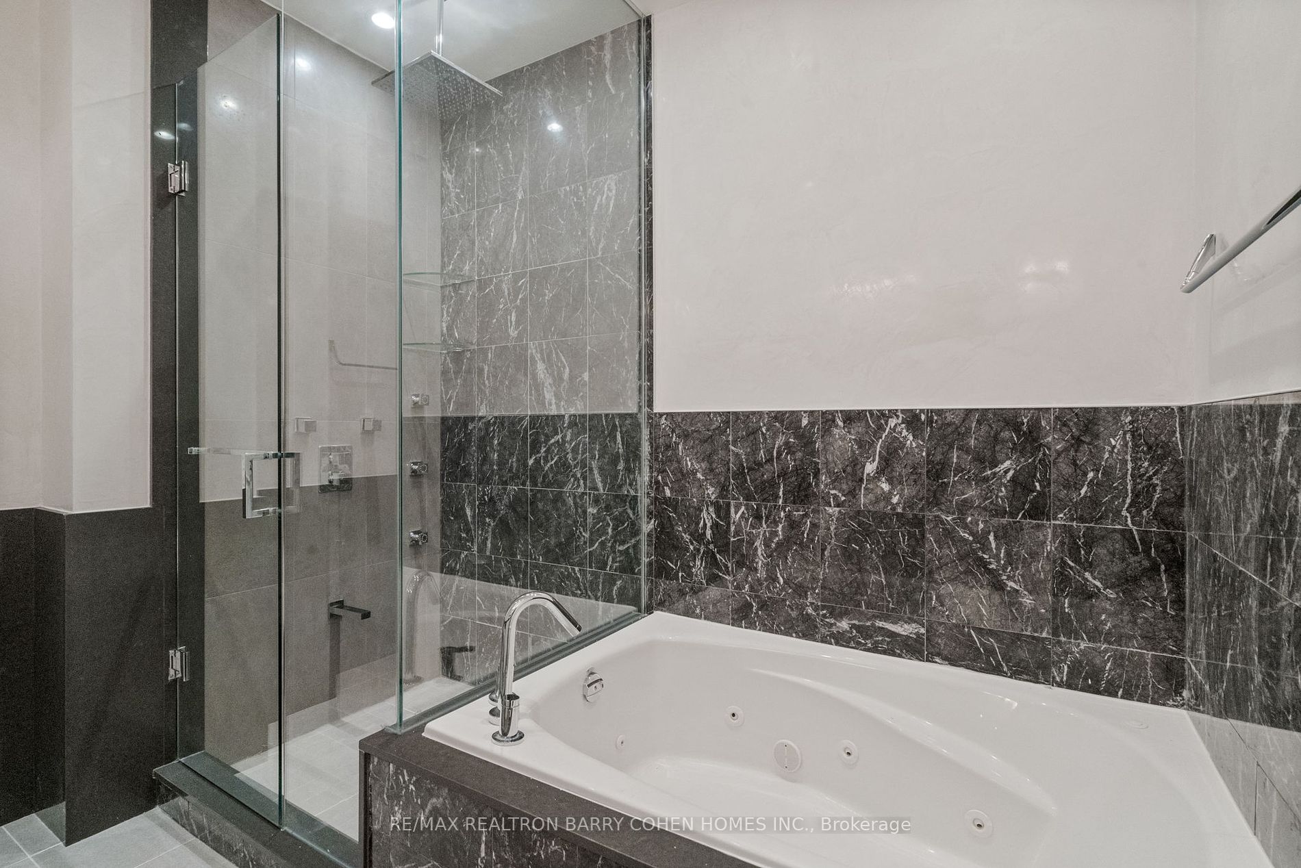 16 Harbour St, #5105
