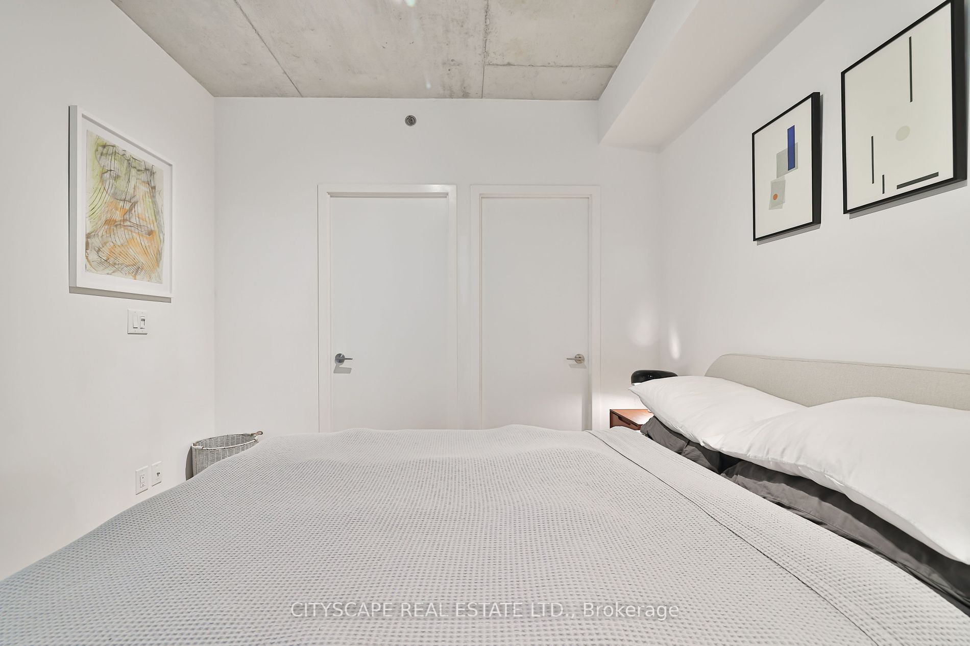 8 Gladstone Ave, #303